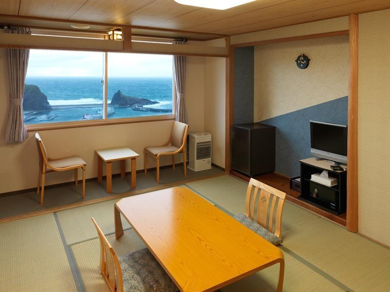 Shiretoko Yuhi No Ataruie Onsen Hostel Shari Extérieur photo