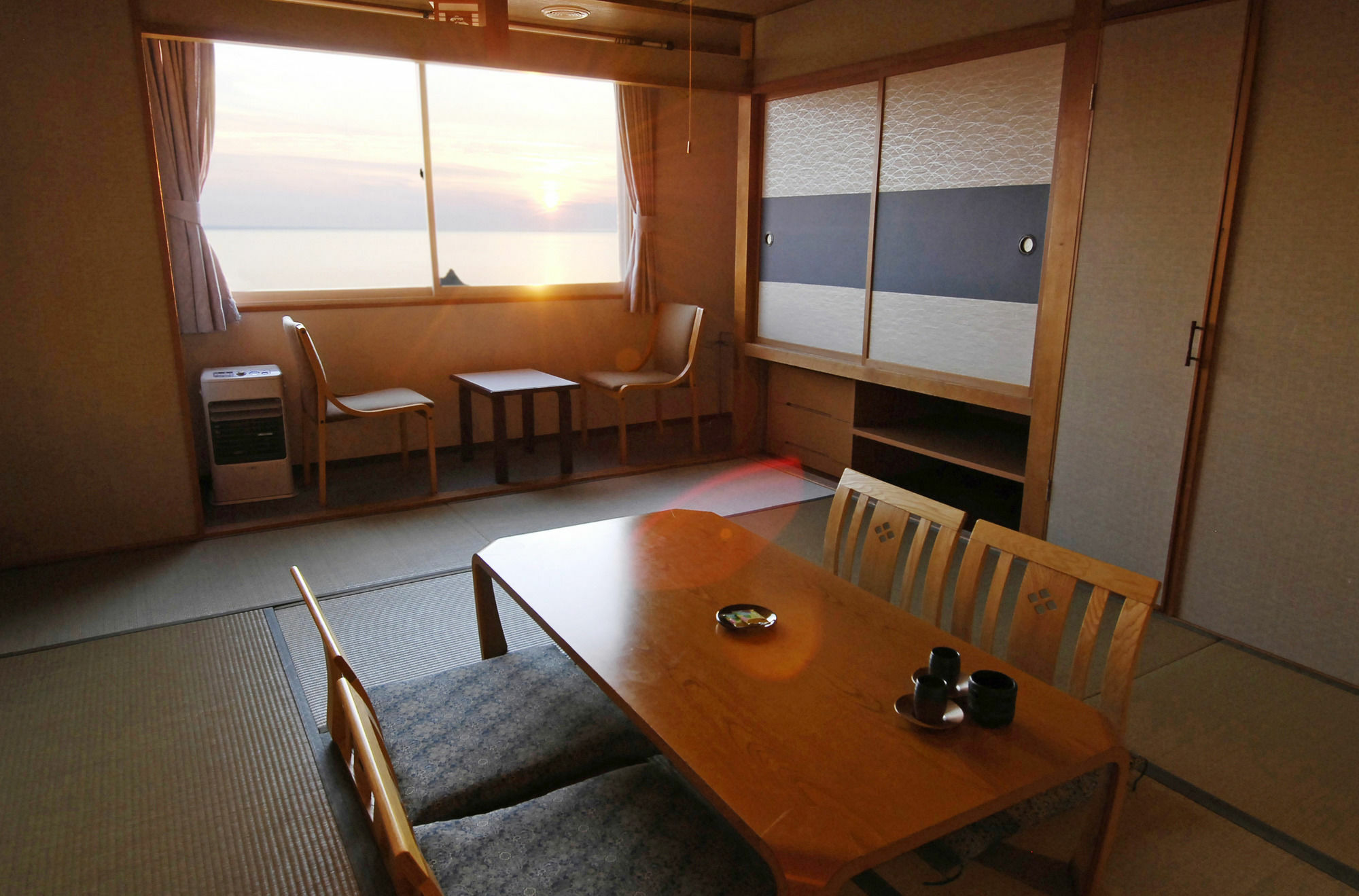 Shiretoko Yuhi No Ataruie Onsen Hostel Shari Extérieur photo