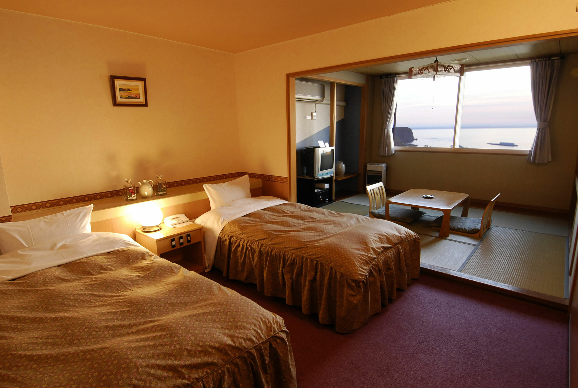 Shiretoko Yuhi No Ataruie Onsen Hostel Shari Extérieur photo